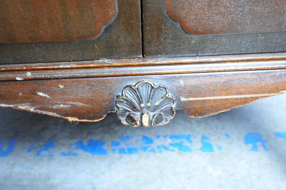 Semi-Antique Victor VV-370 "Designer" Upright Victrola