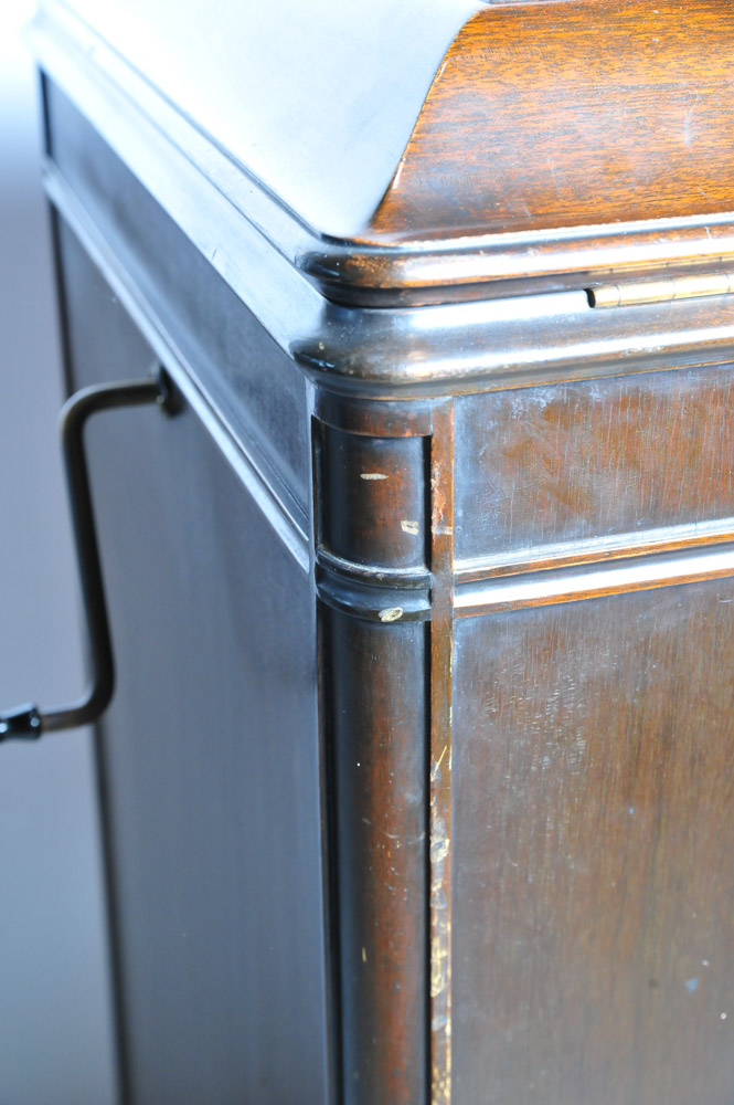 Semi-Antique Victor VV-370 "Designer" Upright Victrola