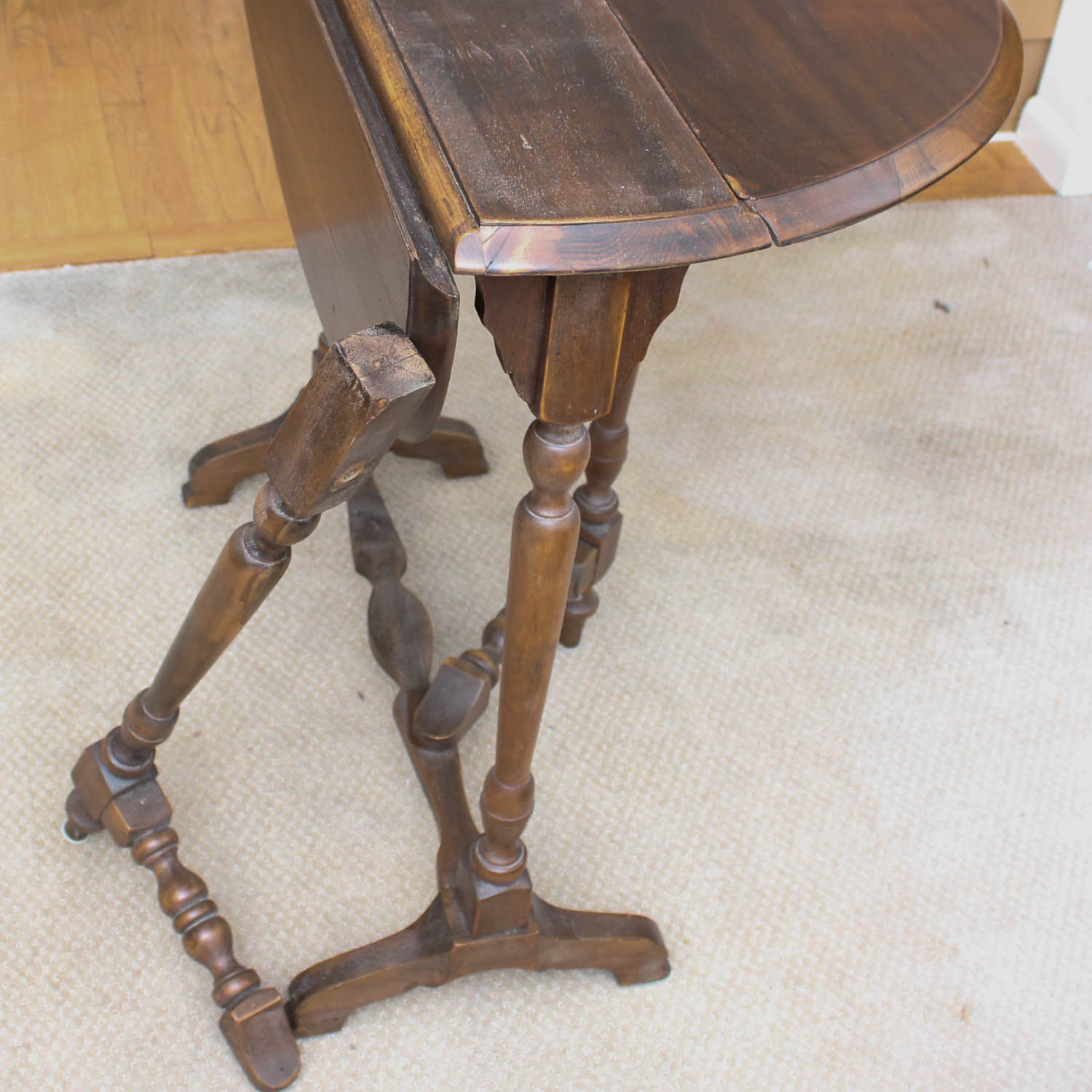 Walnut Gate Leg Side Table