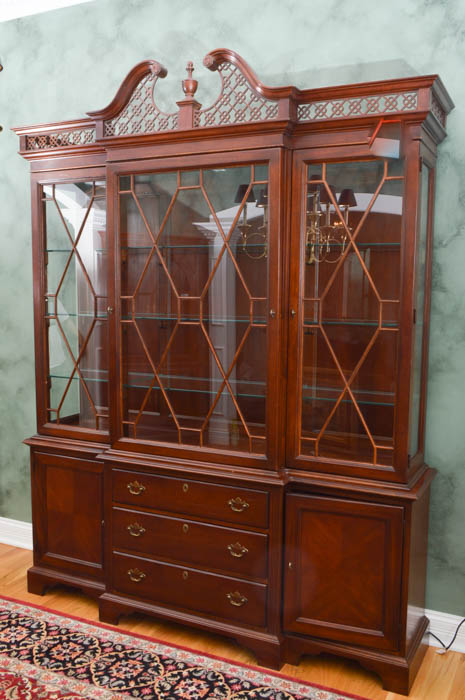 Palmer Home Collection Breakfront China Cabinet