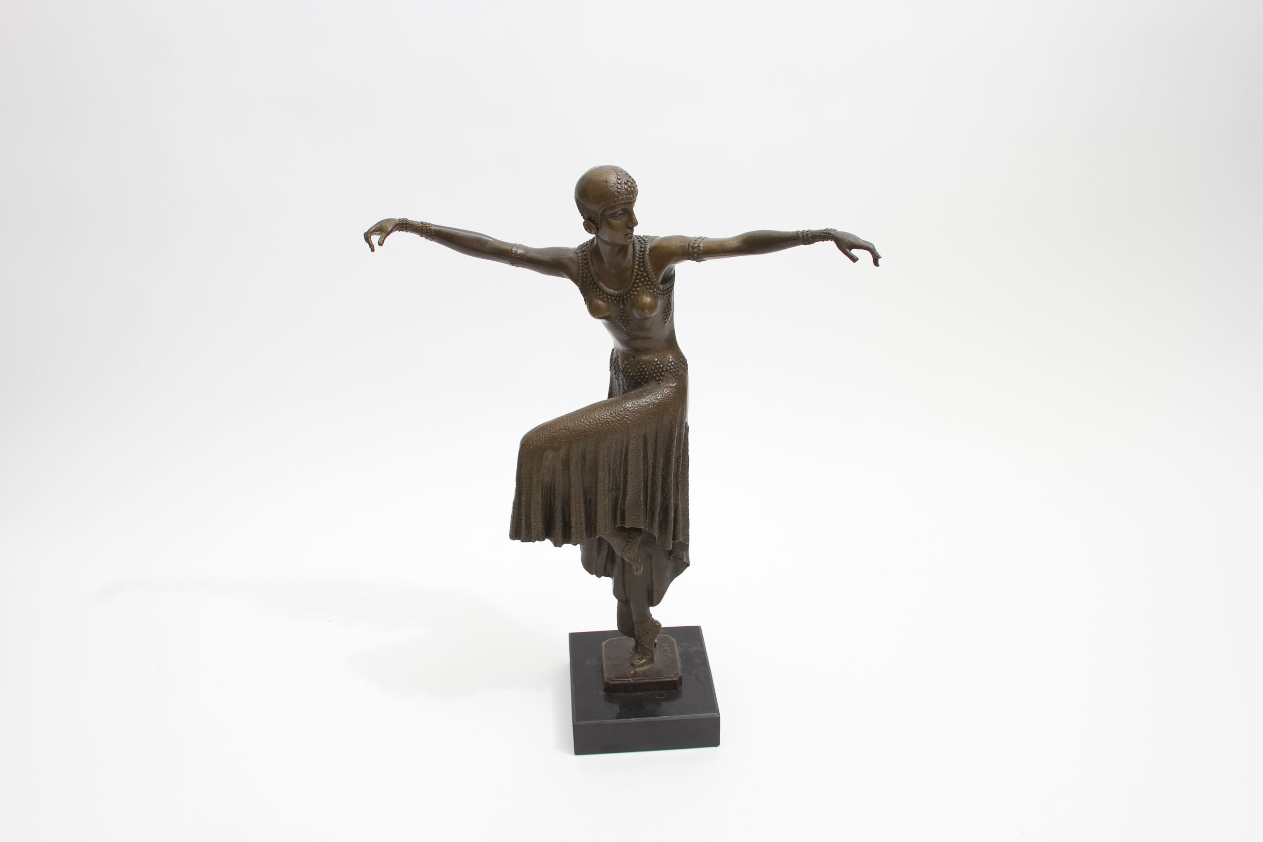 Noee Dancer Bronze Statue