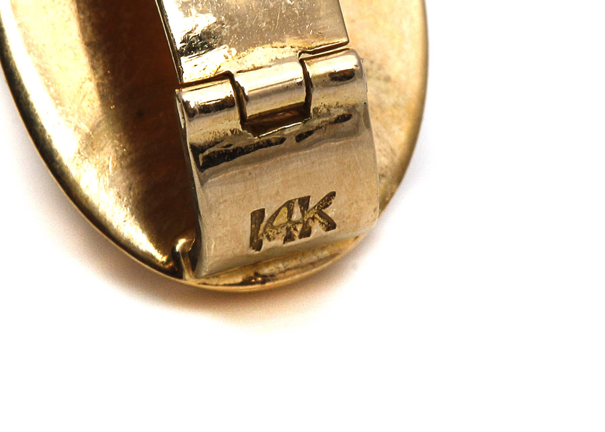 14K Yellow Gold Lavender Jade and Diamond Pendant