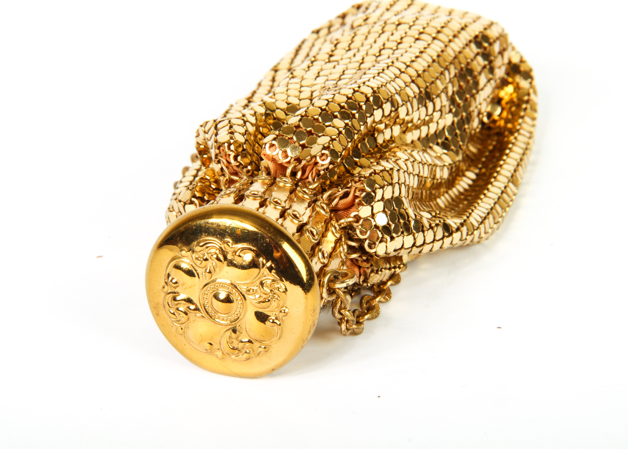 Vintage Whiting & Davis Co. Gold Tone Mesh Beggar’s Purse