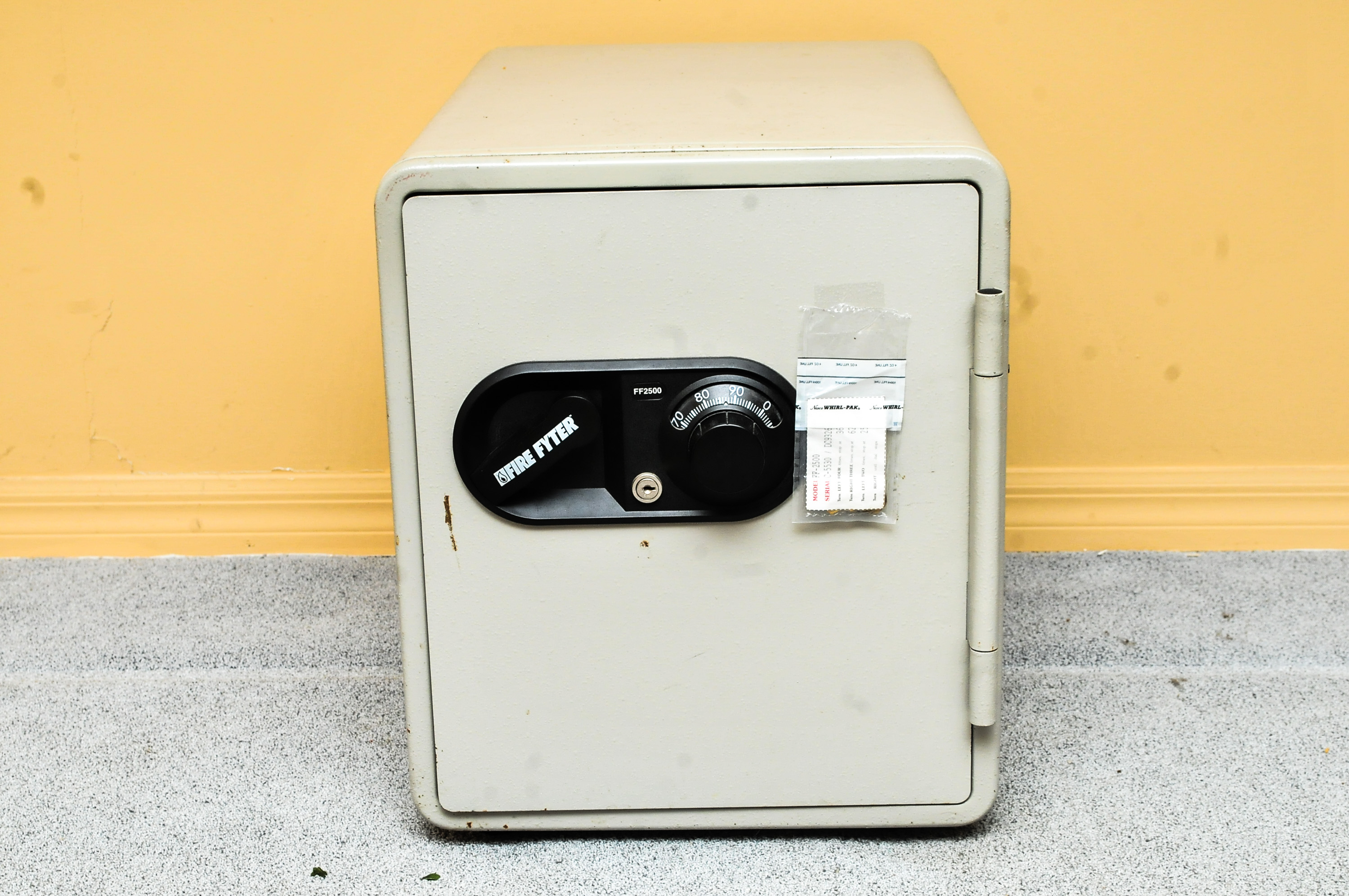 "Fire Fyter" FF2500 Combination Safe