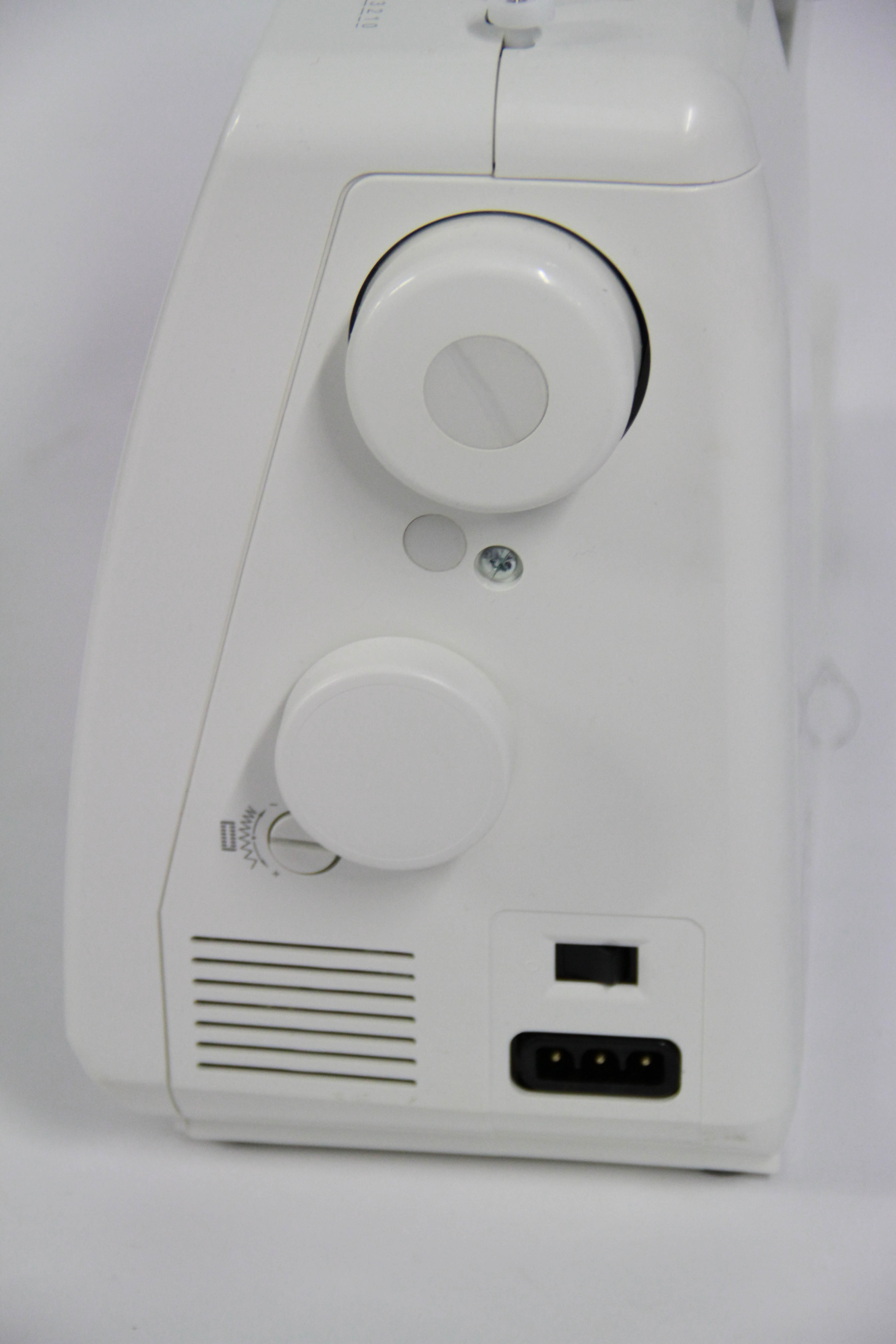 Singer Quantum 7312 Sewing Machine