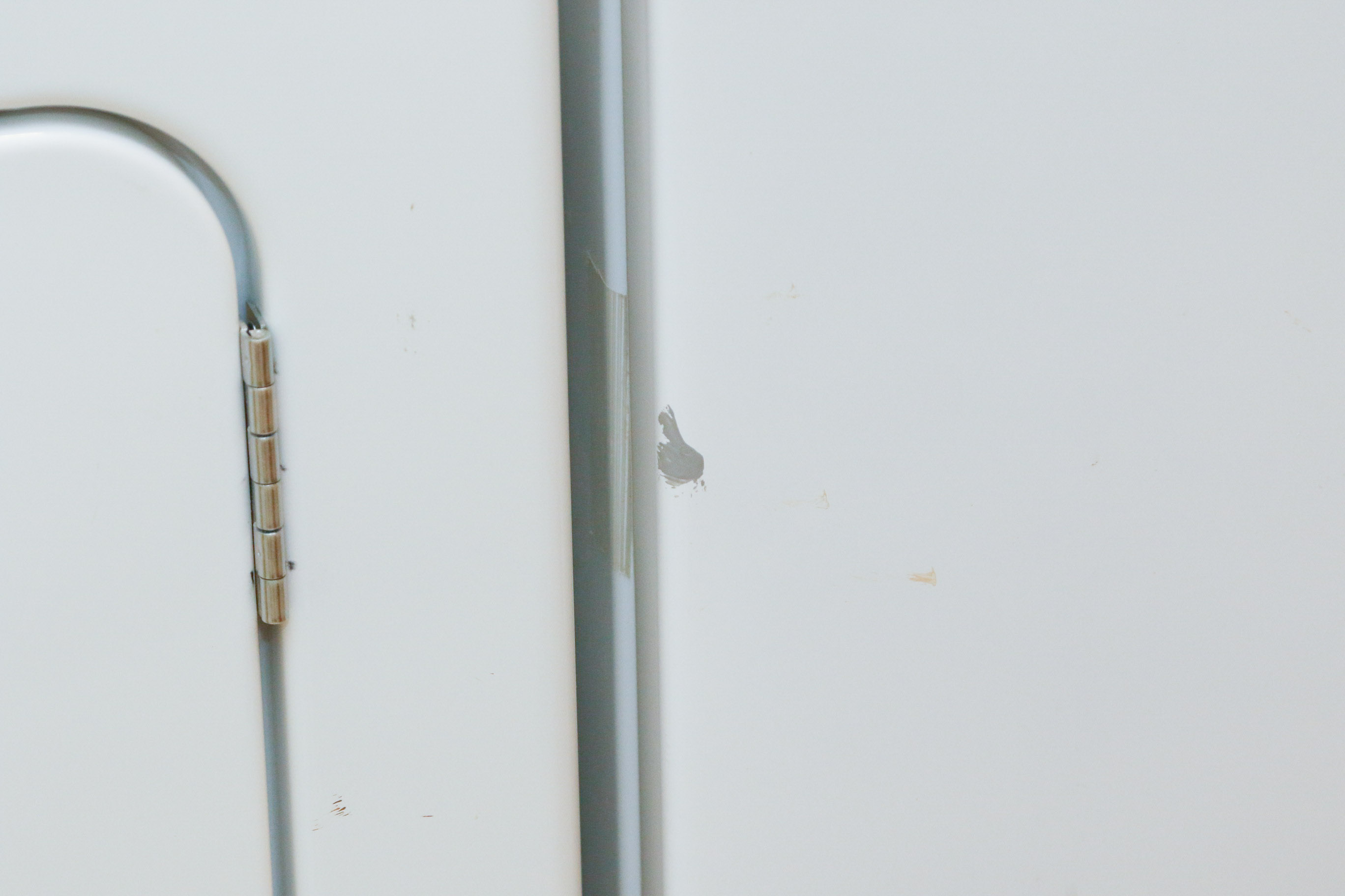 Frigidaire Gallery Washer and Whirlpool Estate Dryer Set