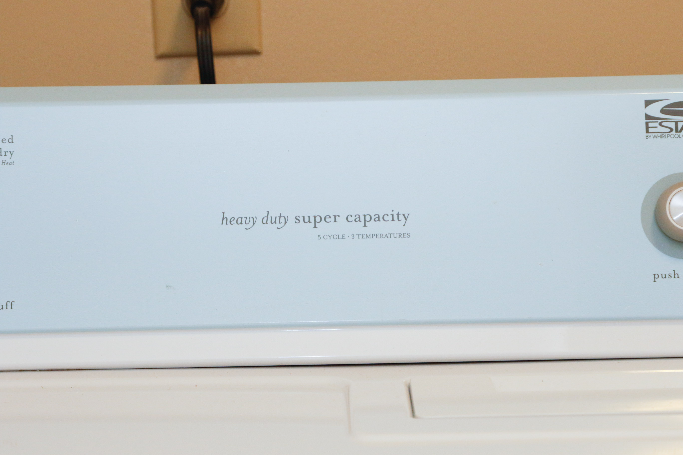 Frigidaire Gallery Washer and Whirlpool Estate Dryer Set