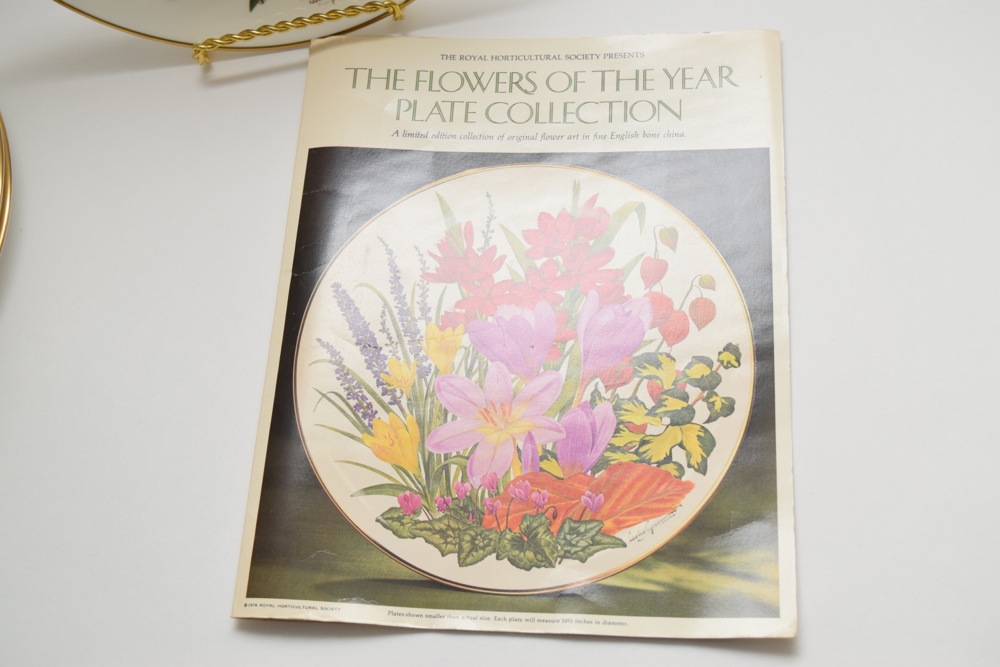 Complete 1977 Franklin Porcelain Flowers of the Year Bone China Plate Collection