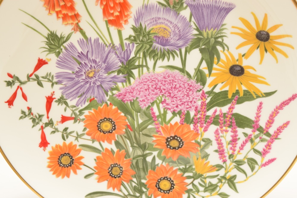 Complete 1977 Franklin Porcelain Flowers of the Year Bone China Plate Collection