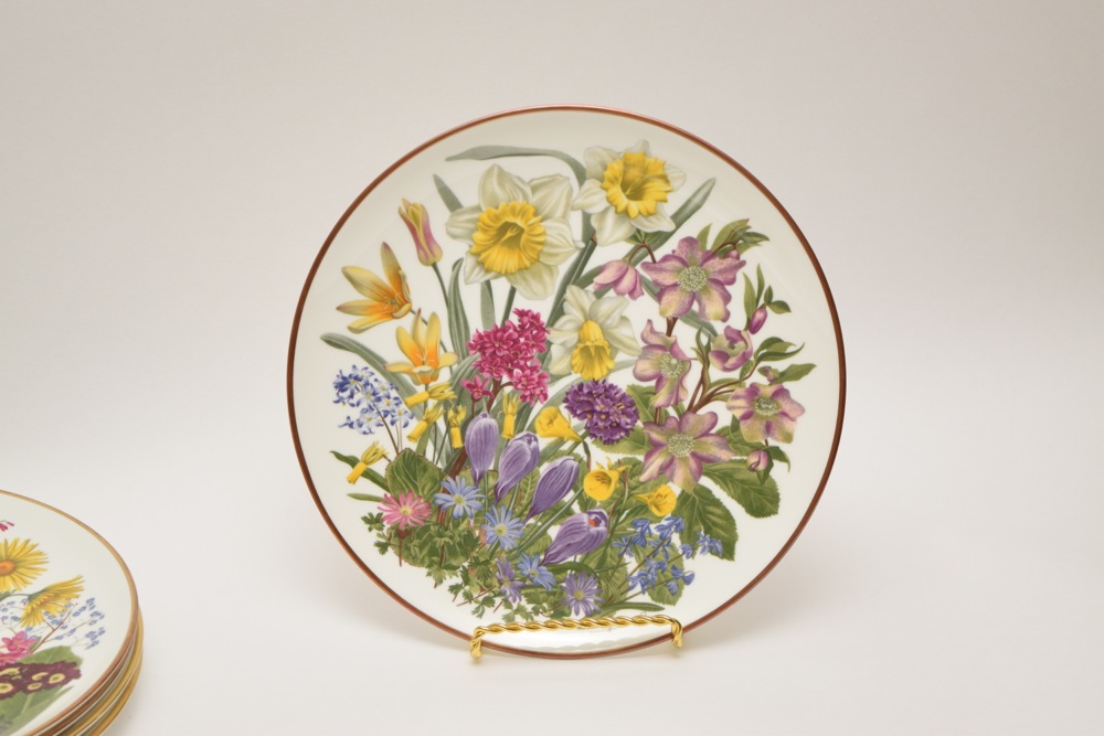 Complete 1977 Franklin Porcelain Flowers of the Year Bone China Plate Collection