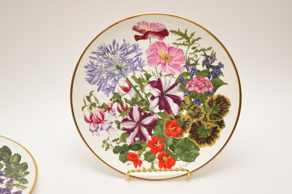 Complete 1977 Franklin Porcelain Flowers of the Year Bone China Plate Collection