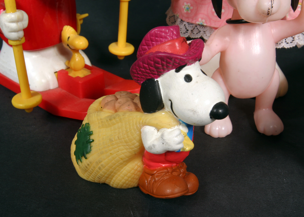 Vintage Snoopy Collectibles