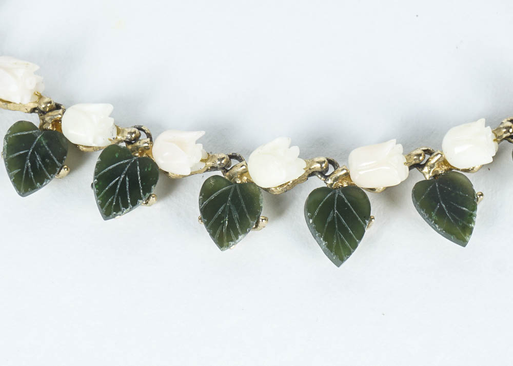 Vintage Jadeite and Stone Rosebud Choker Necklace