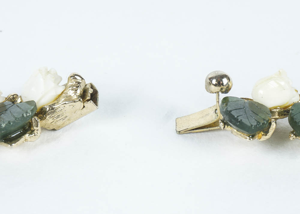 Vintage Jadeite and Stone Rosebud Choker Necklace