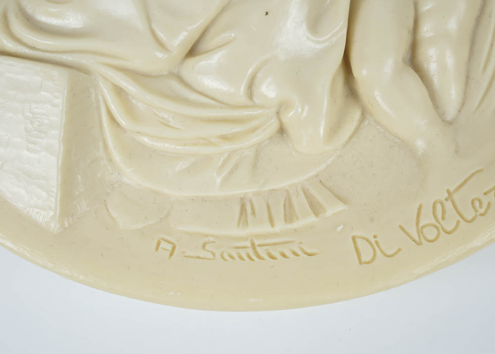 Oggetto d'Arte Alabaster Plate Pair