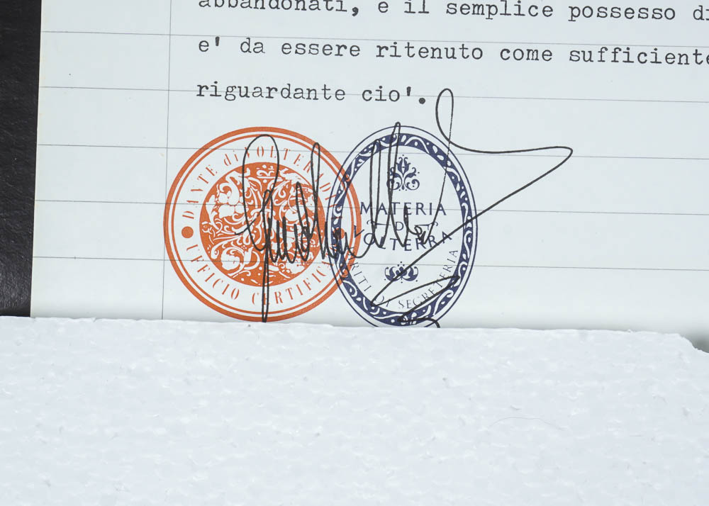 Oggetto d'Arte Alabaster Plate Pair