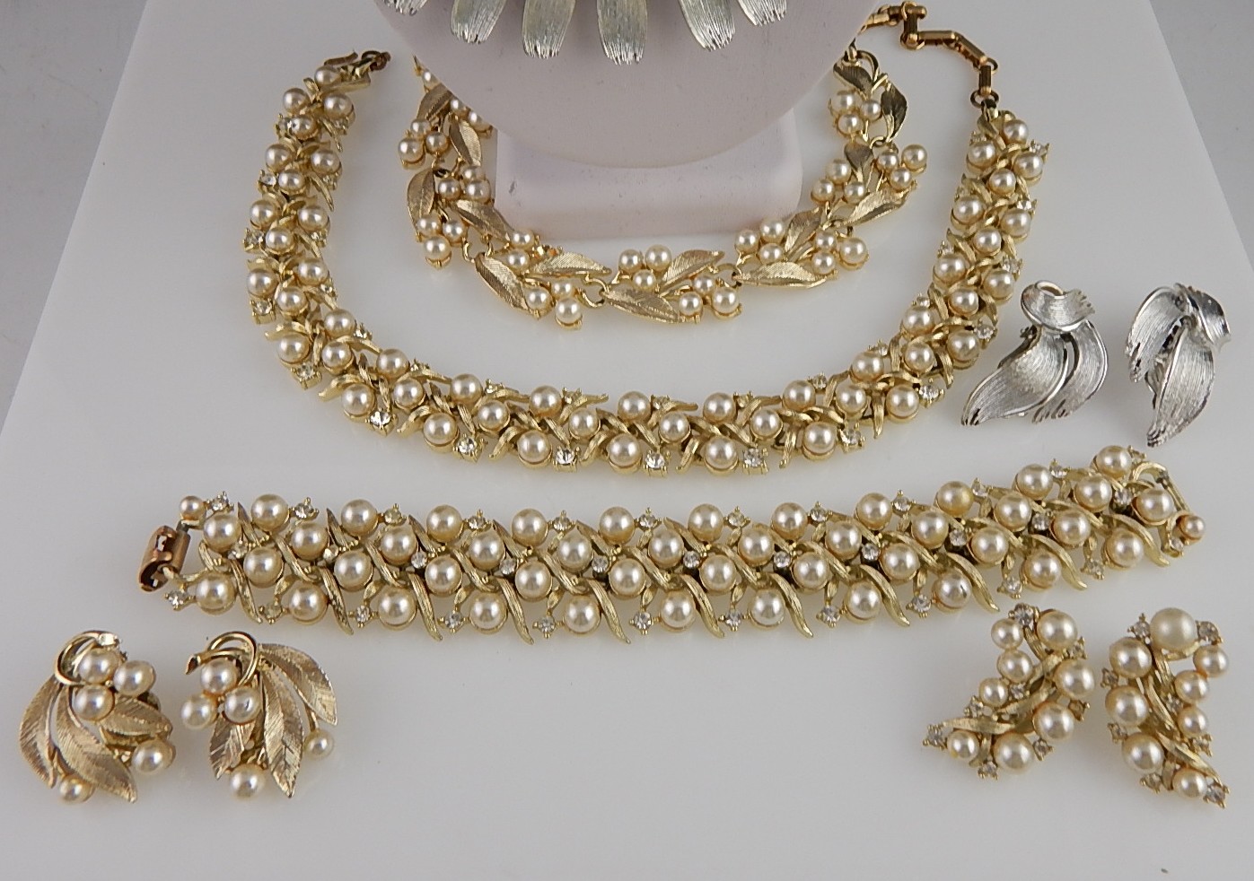 Collection of Vintage Lisner Fashion Jewelry