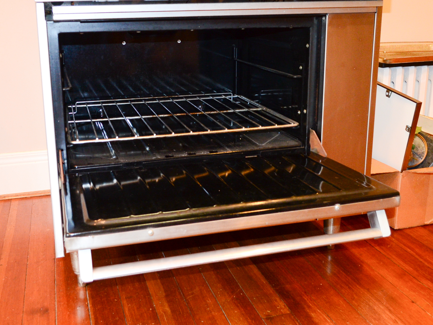 Sunfire Gas Commercial Range & Stove