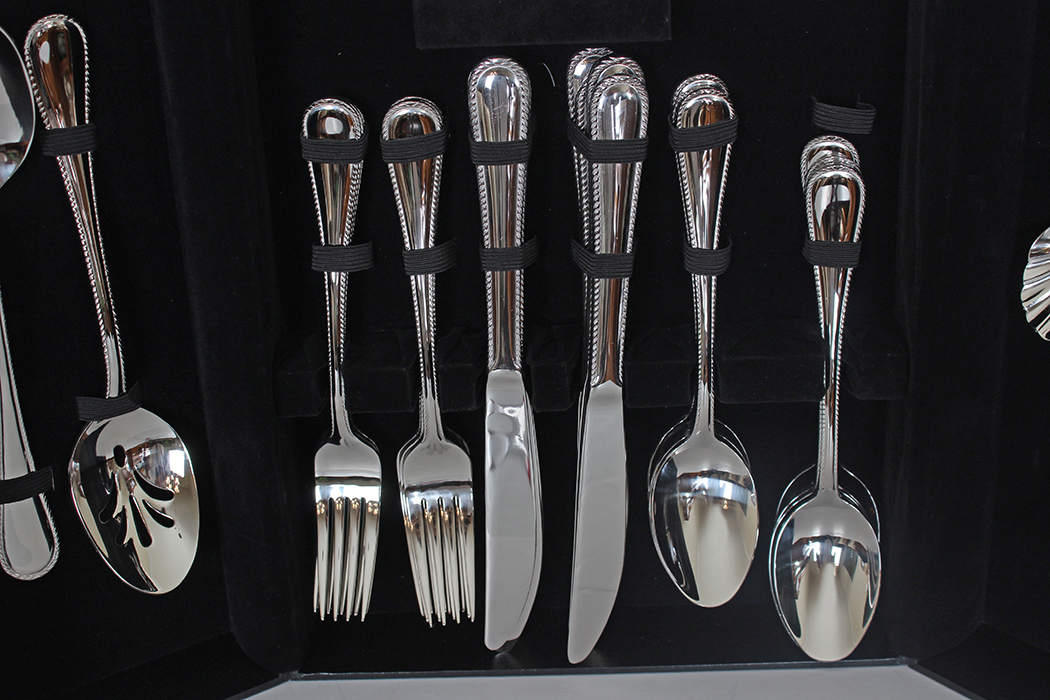 Hampton Silversmiths 24-Piece Stainless Steel China Flatware Set