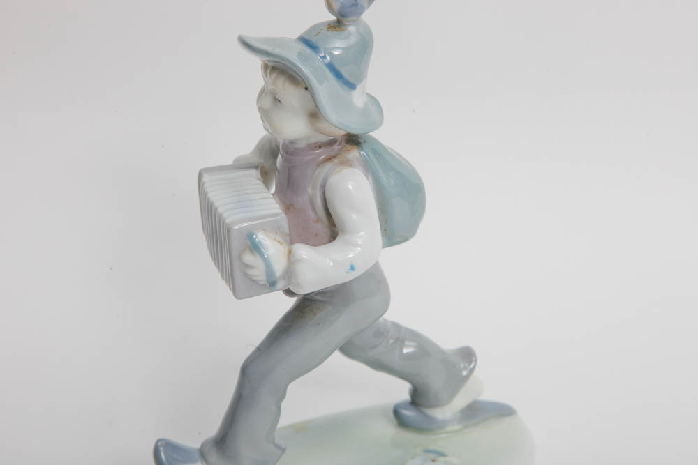 Metzler and Ortloff German Vintage Figurine