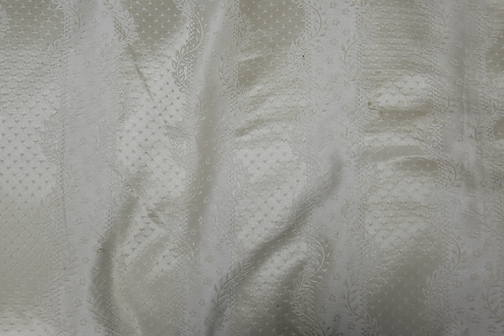 French Neoclassical Style Canapé