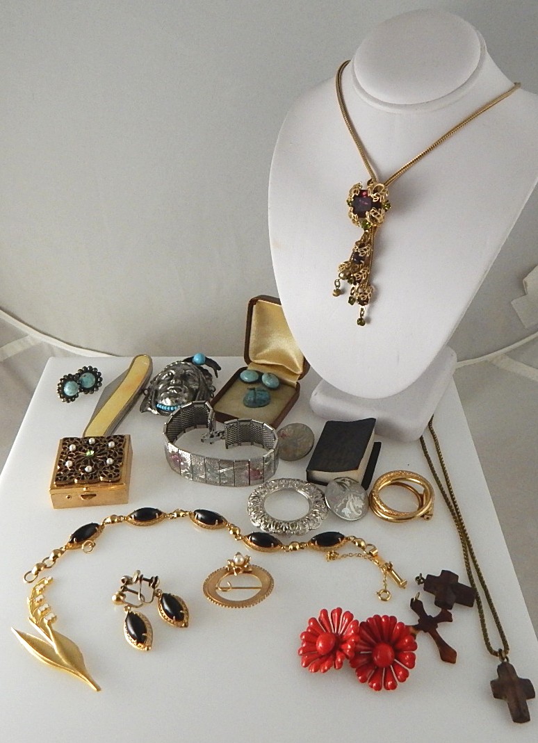 Assorted Vintage Jewelry - West Germany, Turquoise Scarab