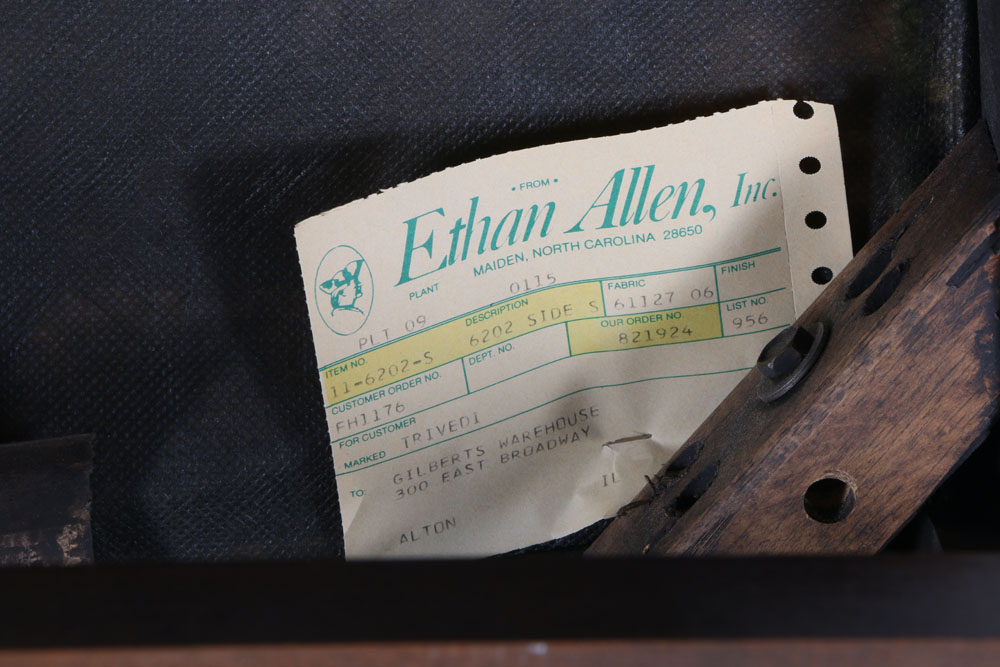 Set of Eight Ethan Allen Federal Style Shield Back Dining Chairs