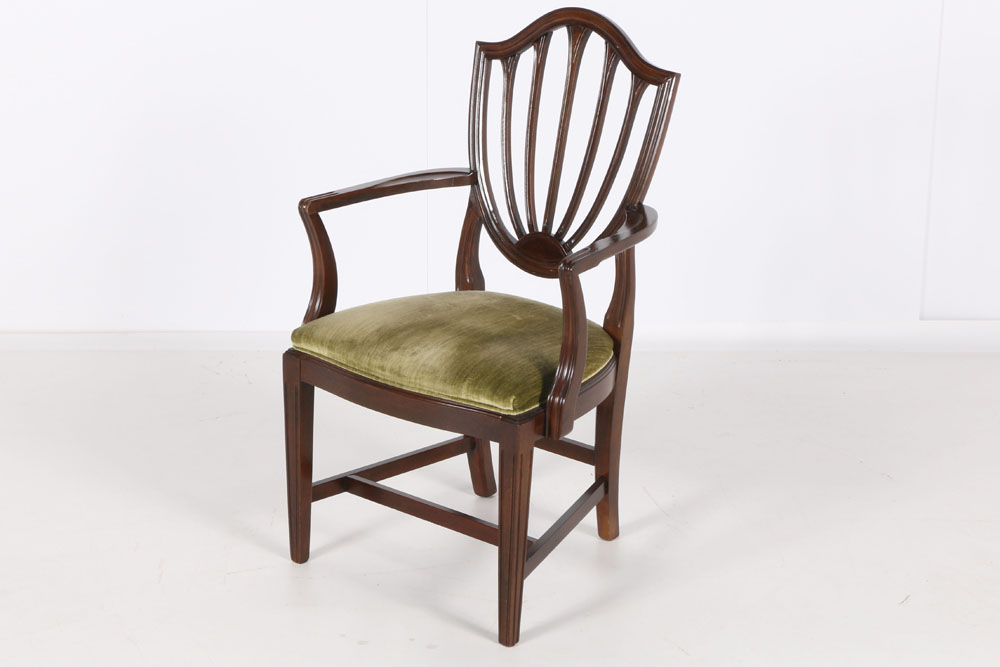 Set of Eight Ethan Allen Federal Style Shield Back Dining Chairs