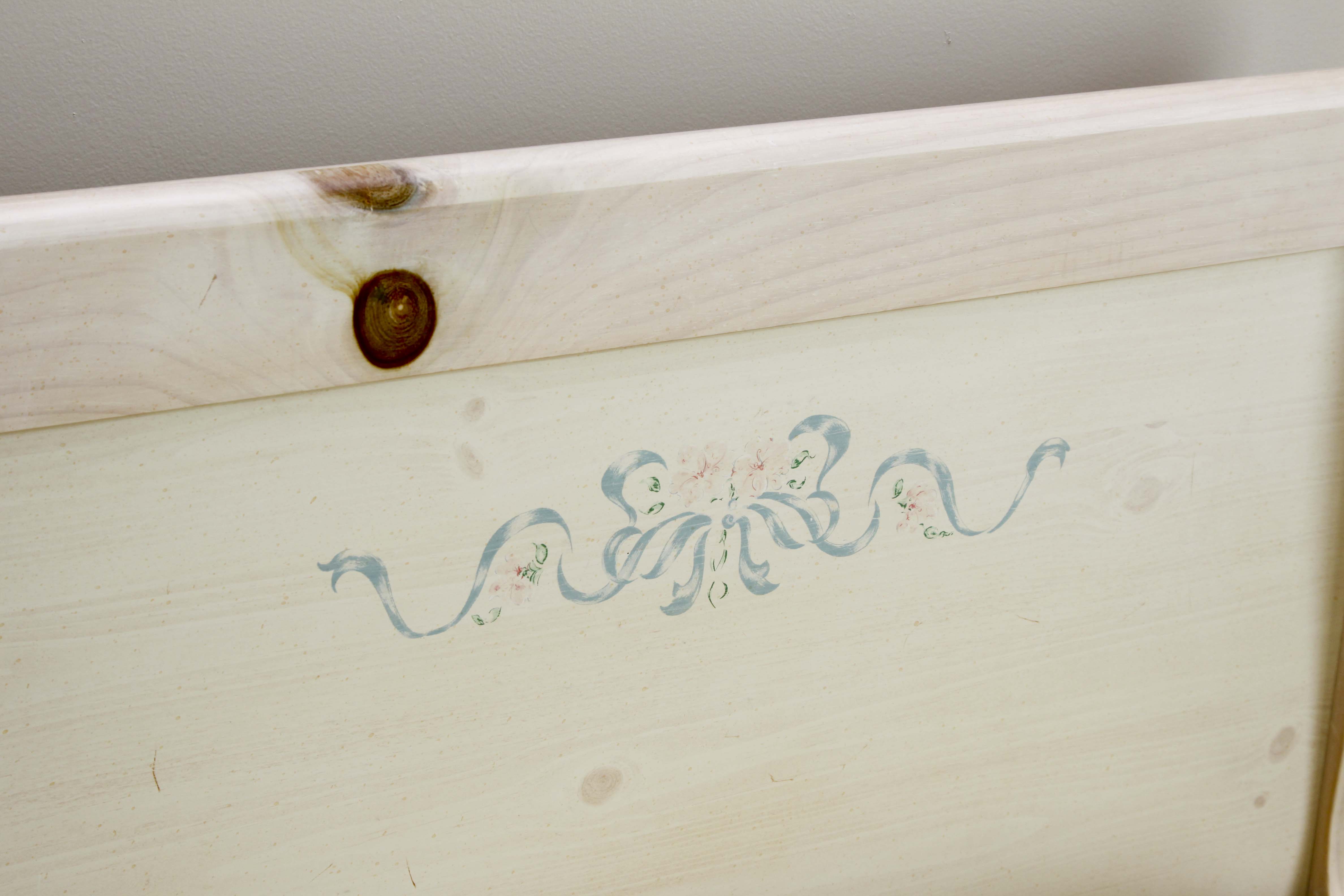 Knotty Pine Twin Sleigh Bed with Trundle