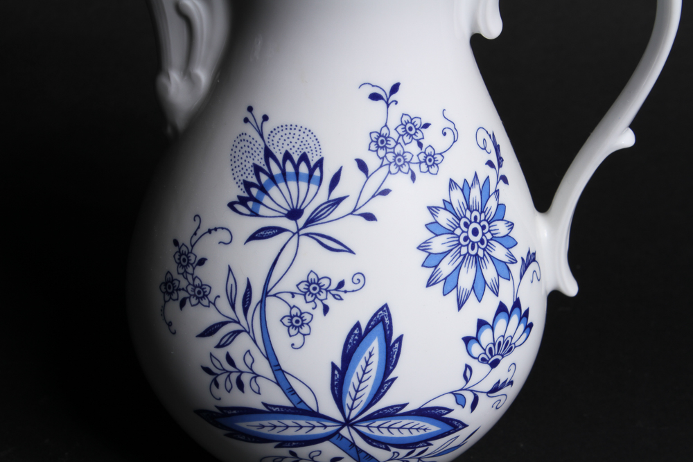 Fine Form Marienbad Ingres Weiss Blue Onion Coffee Service