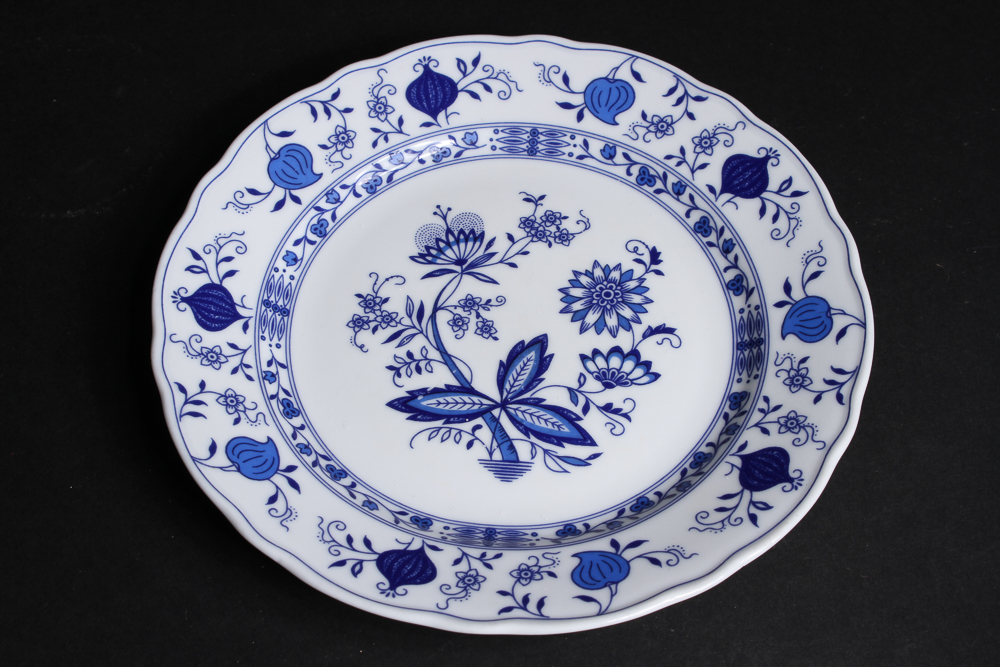 Fine Form Marienbad Ingres Weiss Blue Onion Coffee Service