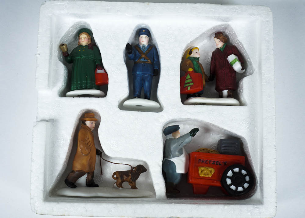 Department 56 Christmas Village People