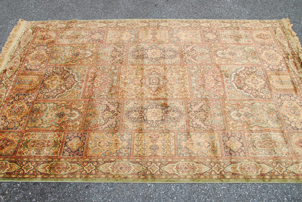 Bakhtiari-Style Wool Area Rug