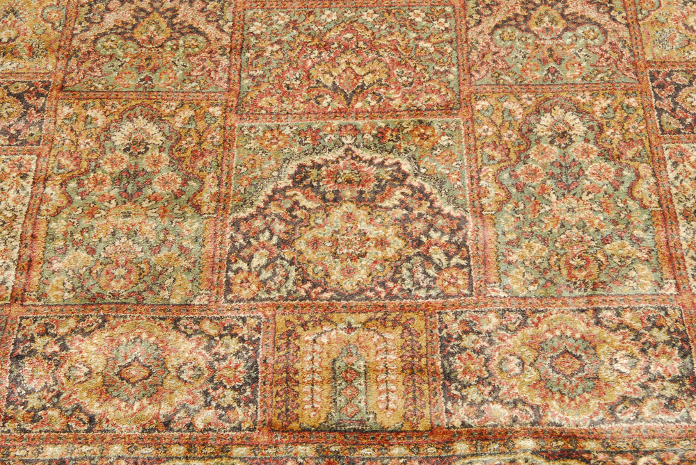 Bakhtiari-Style Wool Area Rug