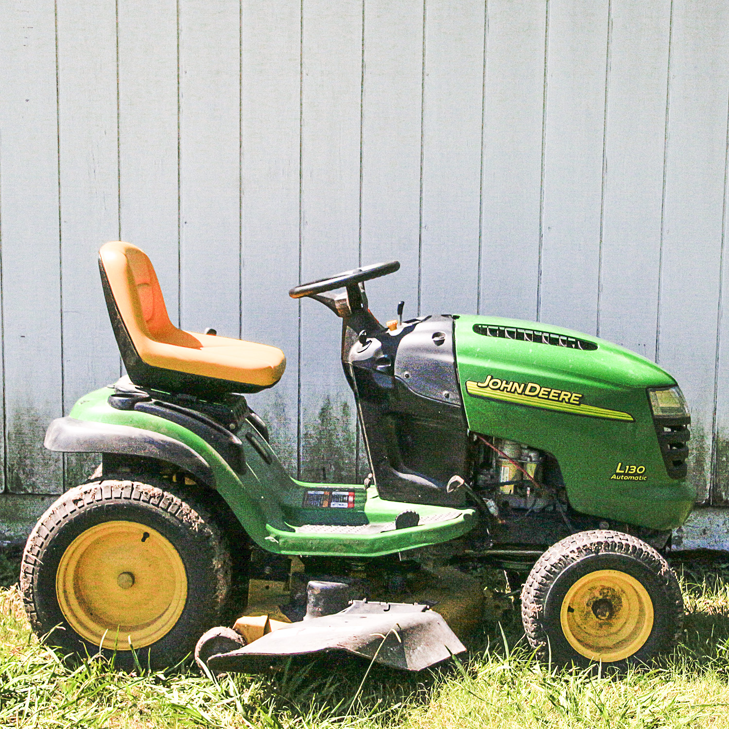 John Deer L130 Automatic Riding Lawn Mower