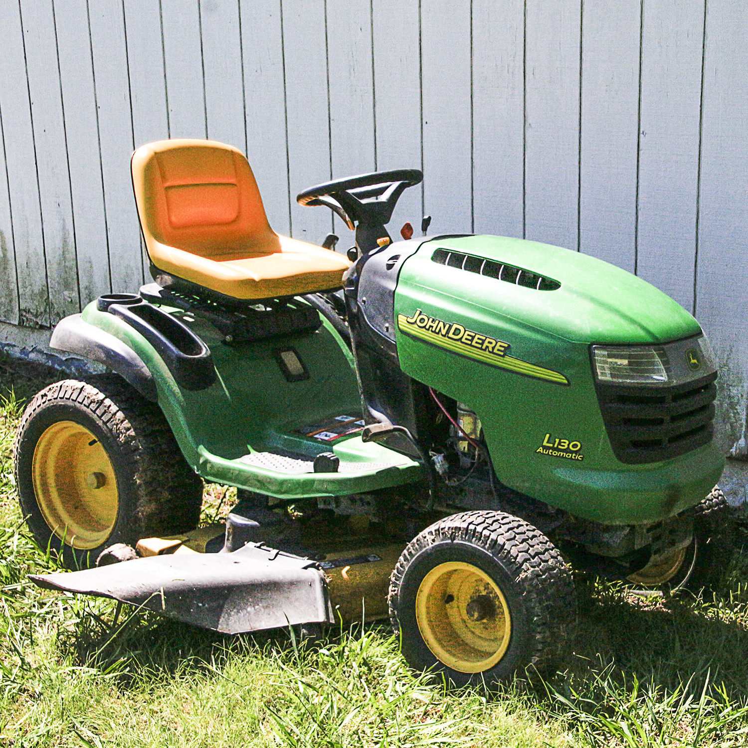 John Deer L130 Automatic Riding Lawn Mower
