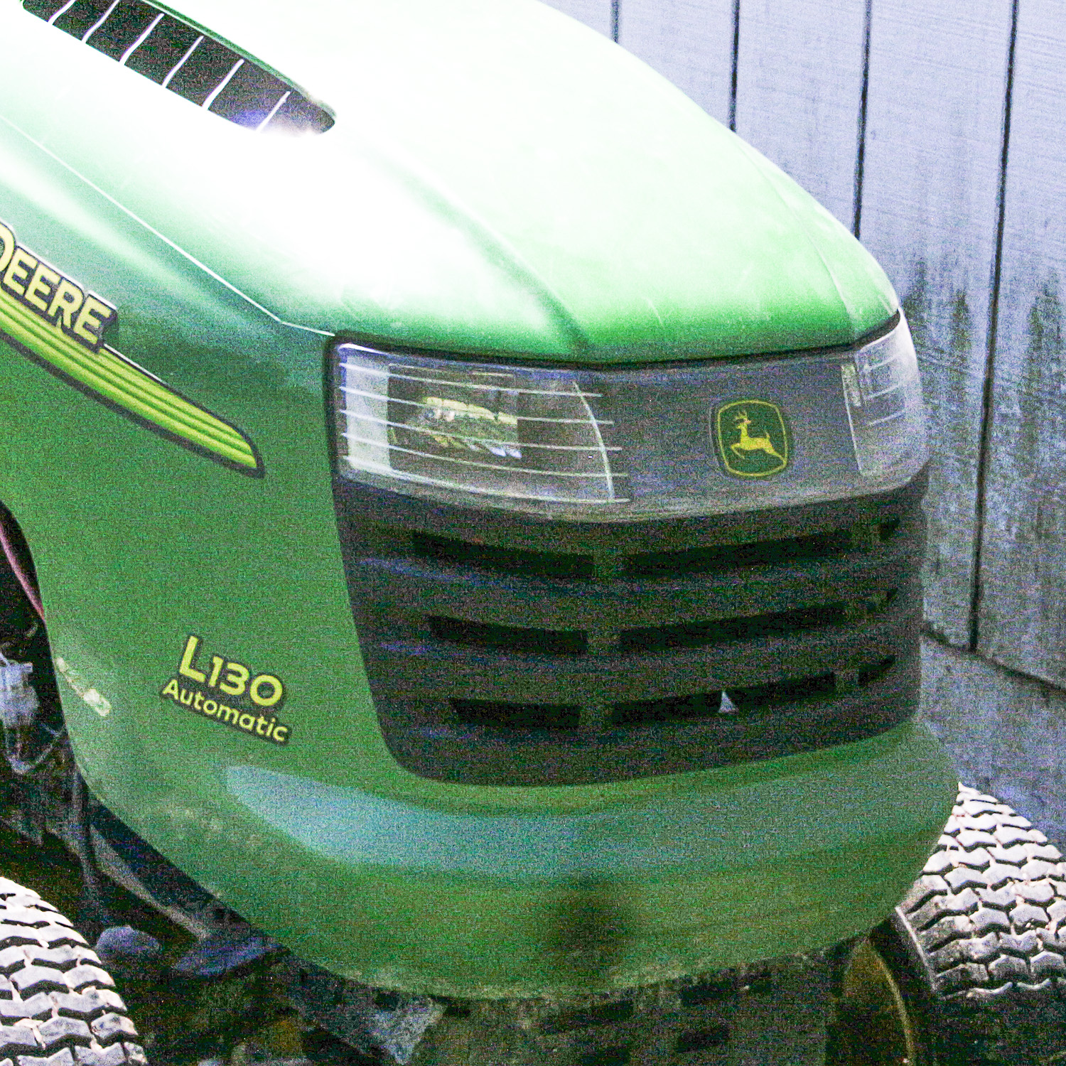 John Deer L130 Automatic Riding Lawn Mower