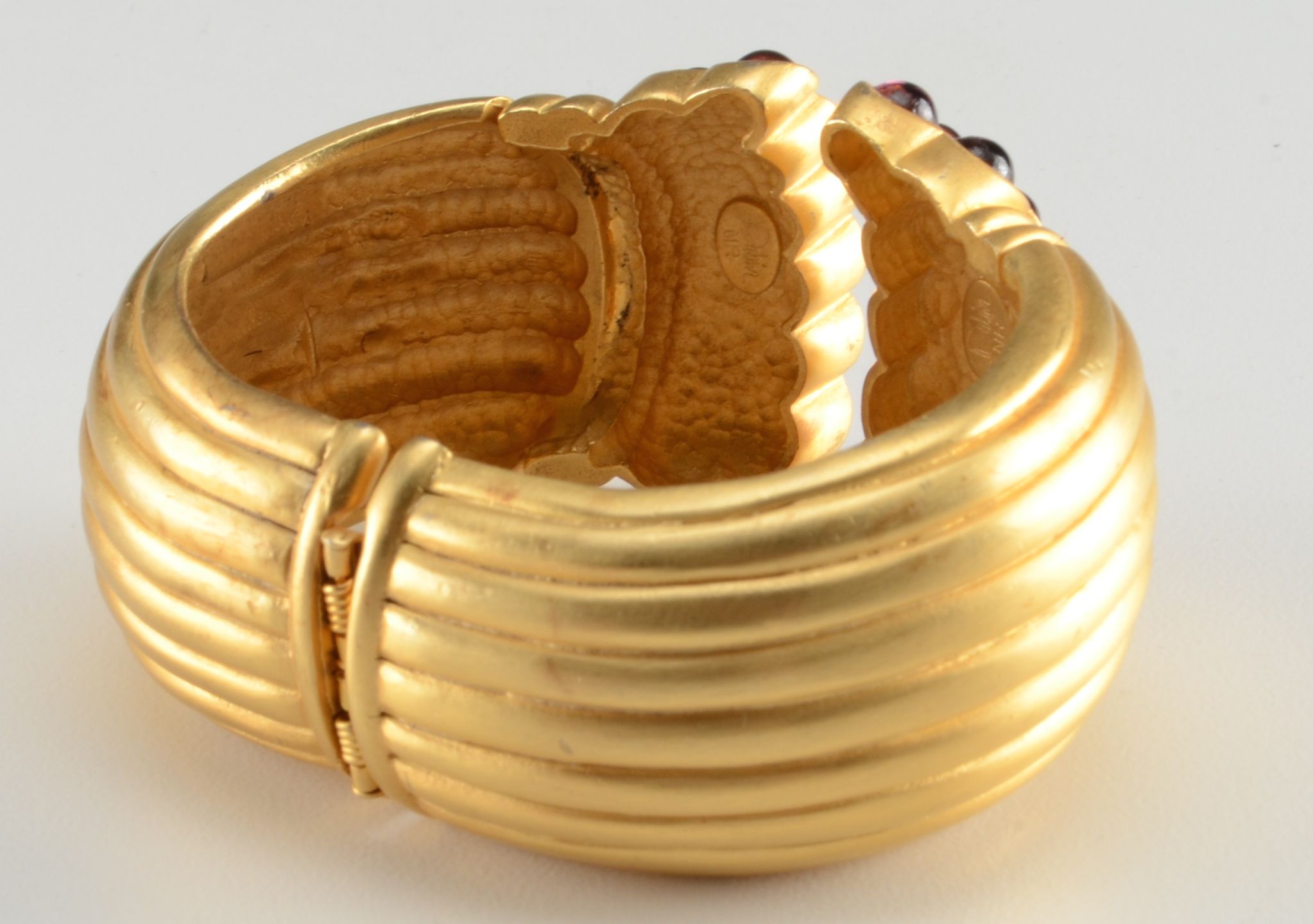 Gold Toned Egyptian Style Bangle Costume Jewelry