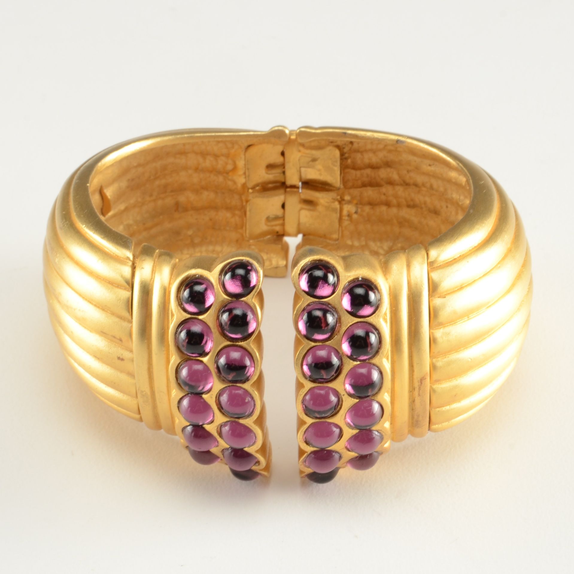 Gold Toned Egyptian Style Bangle Costume Jewelry