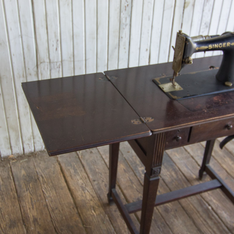 Vintage Singer No. 101-2 Sewing Machine and Table