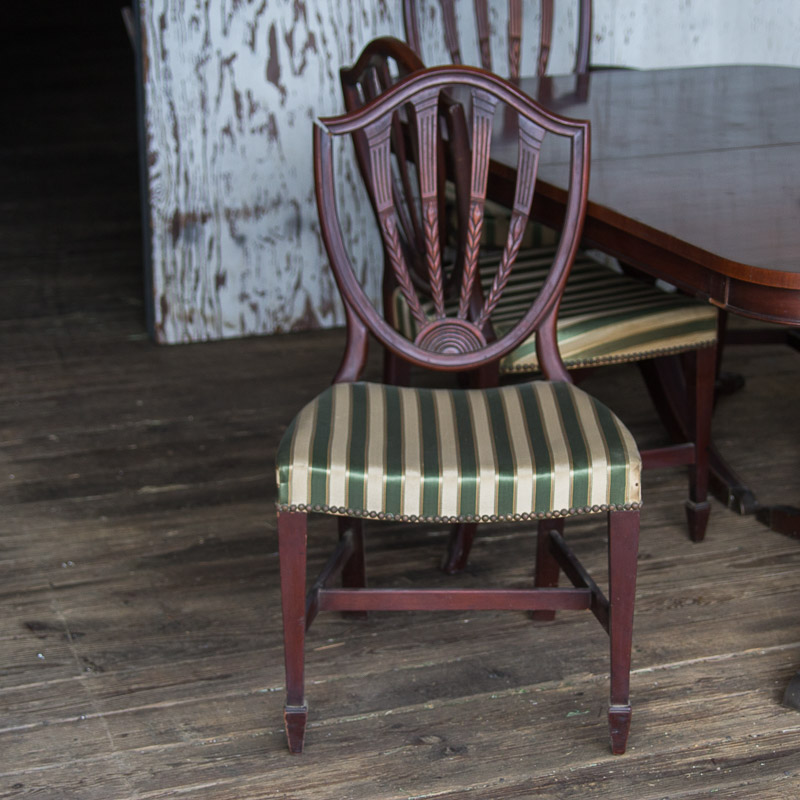 Vintage Sheraton Style Pedestal Dining Table and Chairs