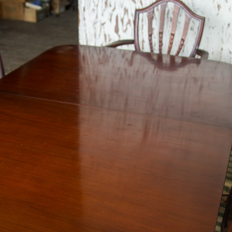 Vintage Sheraton Style Pedestal Dining Table and Chairs