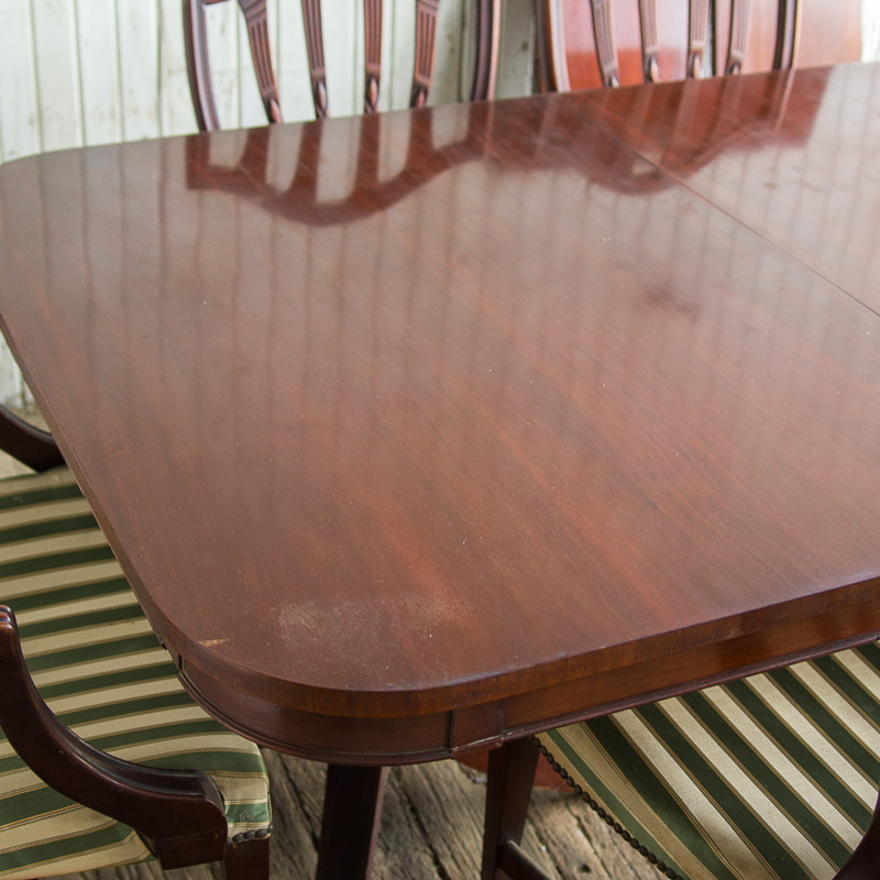 Vintage Sheraton Style Pedestal Dining Table and Chairs