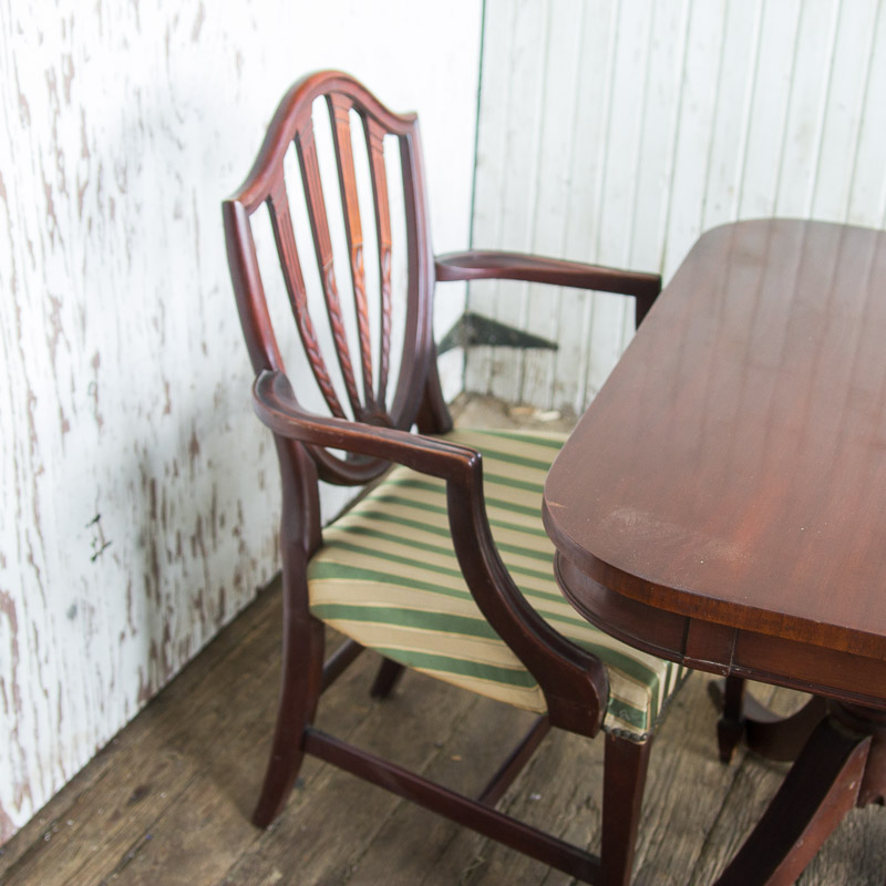Vintage Sheraton Style Pedestal Dining Table and Chairs