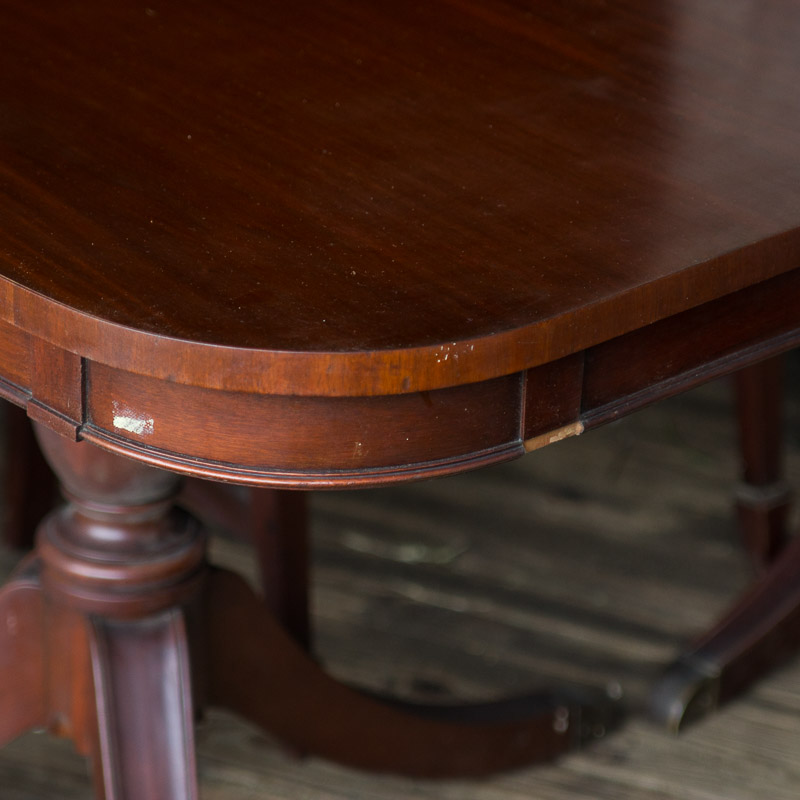 Vintage Sheraton Style Pedestal Dining Table and Chairs