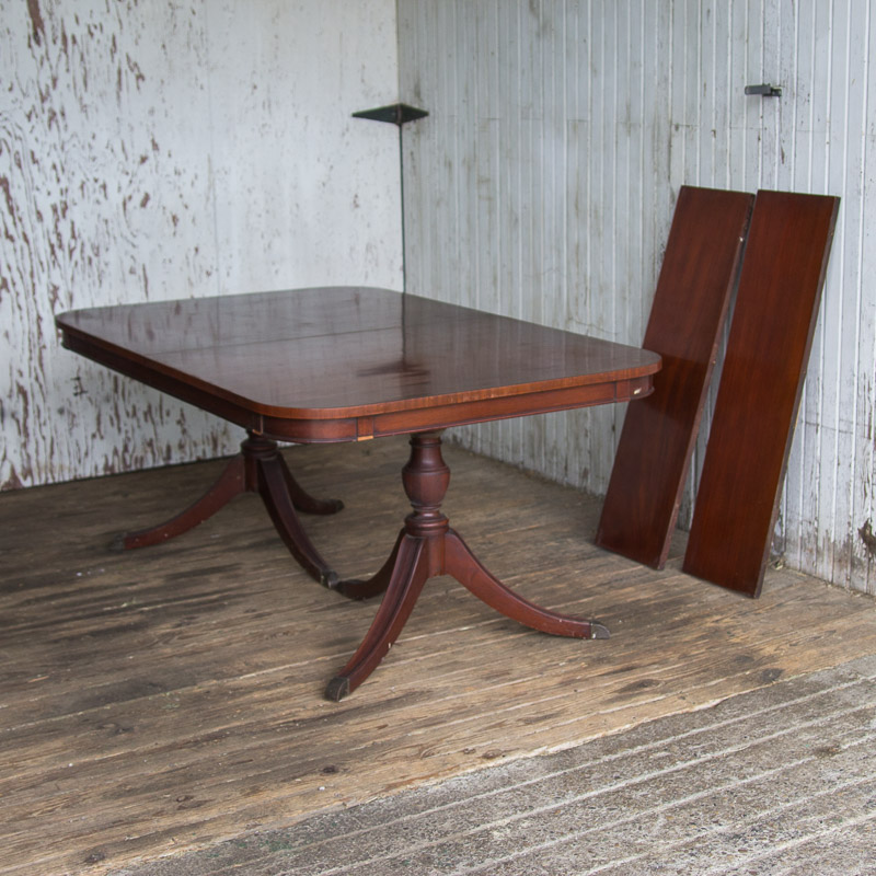 Vintage Sheraton Style Pedestal Dining Table and Chairs