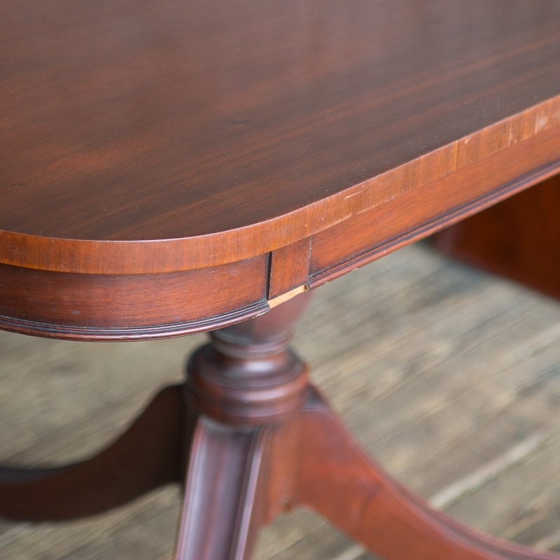 Vintage Sheraton Style Pedestal Dining Table and Chairs