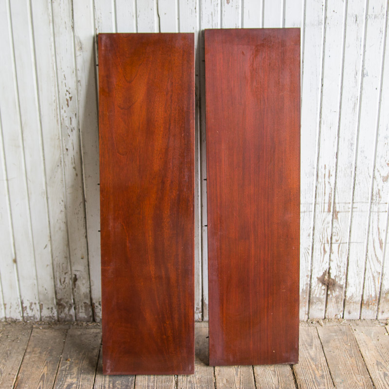 Vintage Sheraton Style Pedestal Dining Table and Chairs