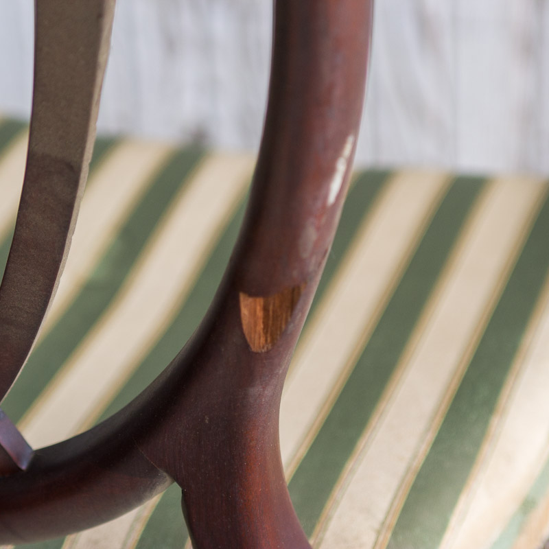 Vintage Sheraton Style Pedestal Dining Table and Chairs