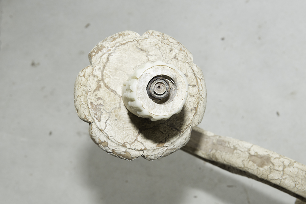 Baroque Style Distressed Wood Chandelier